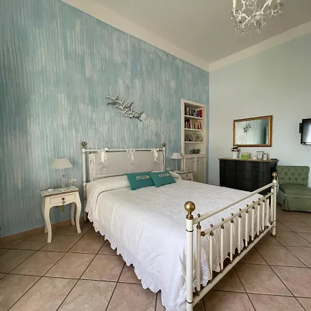 A Casa Di Stella Σαλέρνο
